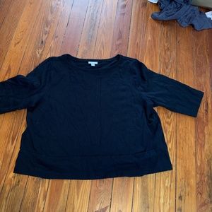 J jill‎ pointe 3/4 length sleeve sweatshirt with hidden pocket. Worn about 3x .